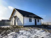 Casă parter cu pod înalt mansardabil – Voinesti 