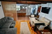 Casa De Vacanta cu vedere la lacul Bezid-OPORTUNITATE 