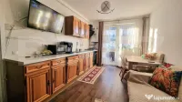Apartament 2 camere, parcare, bloc cu lift, balcon, zona Uru 