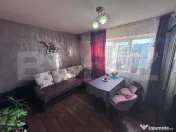 Apartament cu 3 camere, zona 9 Mai 