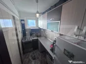 Apartament cu 3 camere, zona 9 Mai 