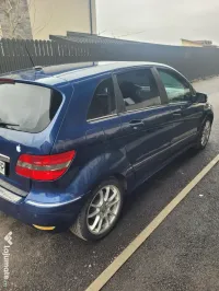 Mercedes benz b class 