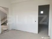 Casa individuala de vanzare in jucul de mijloc P+E 