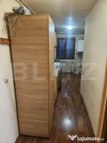 Apartament cu 2 camere, decomandat, etaj 1, vedere Cetate ??