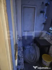 Apartament cu 2 camere, decomandat, etaj 1, vedere Cetate ?? 