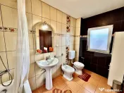 Apartament 3 camere 2 bai, 70mp, parcare, zona Muzeul Apei 