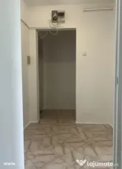 Apartament 2 camere, decomandat - zona Centrul Civic 