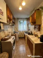 Apartament 2 camere, 47 mp, etaj 3, zona Aleea Carpați