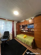 Apartament 2 camere, 47 mp, etaj 3, zona Aleea Carpați 
