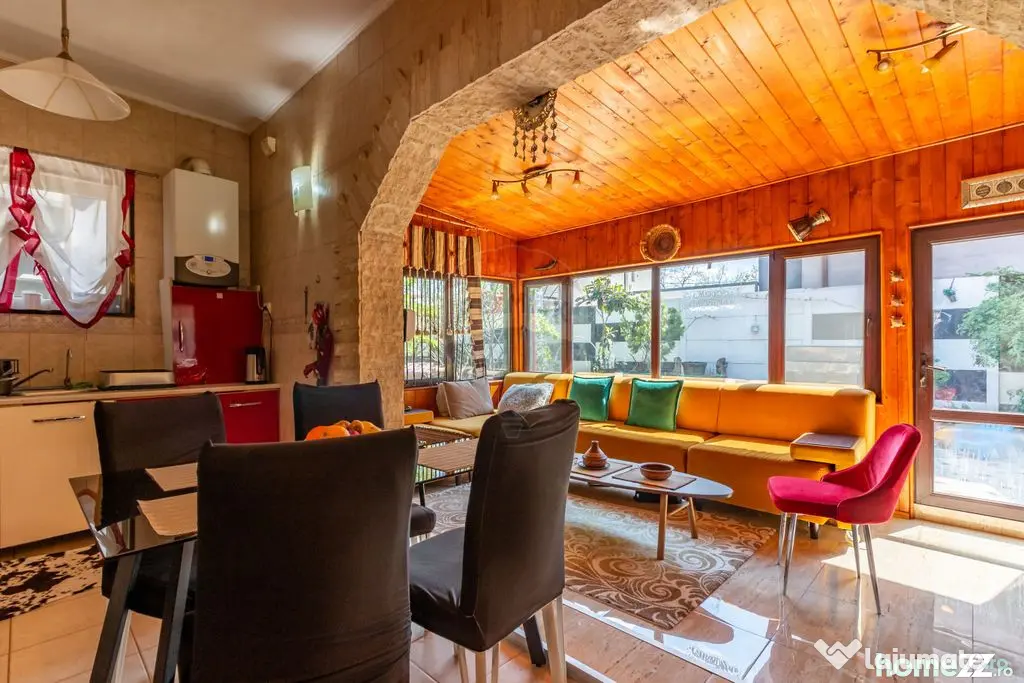 Casă / Vilă în zona Centrala Oras Pantelimon - Pantelimon (Bucuresti-Ilfov)