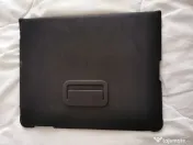 iPad 1 cu husa pentru piese 