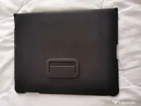 iPad 1 cu husa pentru piese 