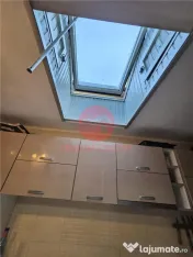 Apartament 4 Camere in Vila, Curte si Intrare Separata, Zona 