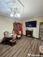 Apartament 4 Camere in Vila, Curte si Intrare Separata, Zona 