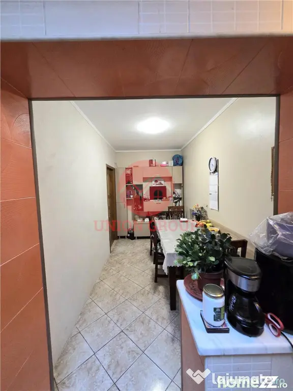 Apartament 4 Camere in Vila, Curte si Intrare Separata, Zona - Constanta (Constanta)
