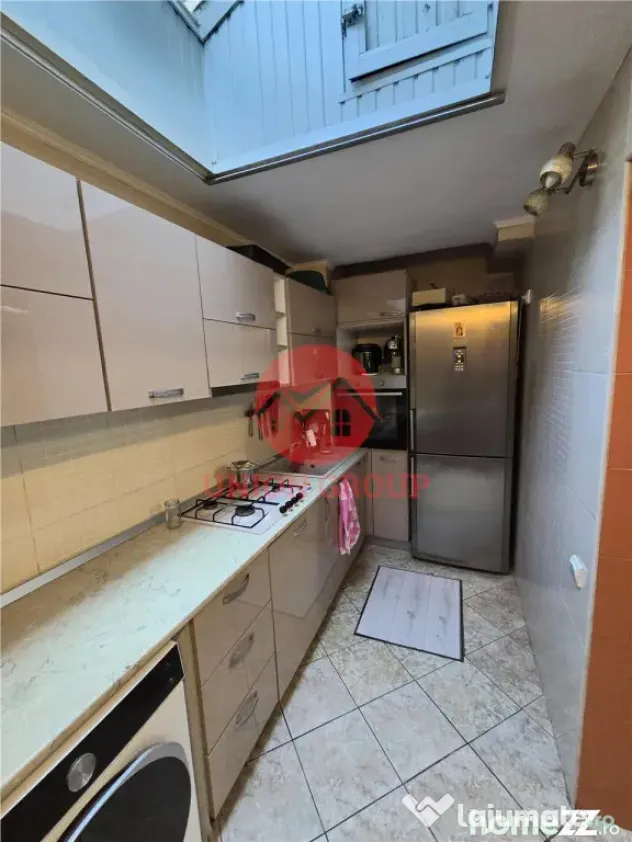 Apartament 4 Camere in Vila, Curte si Intrare Separata, Zona - Constanta (Constanta)