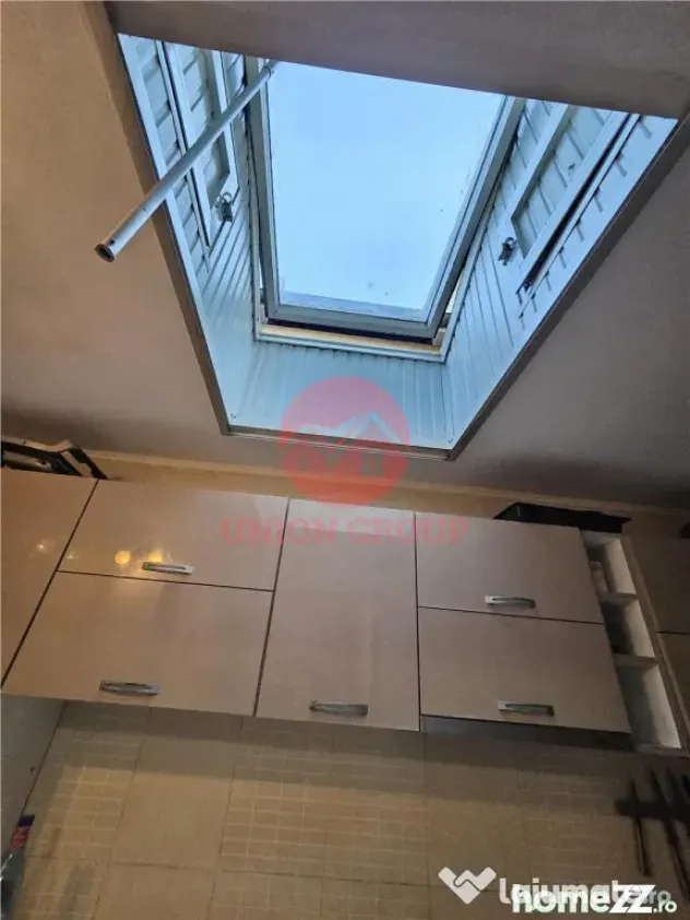 Apartament 4 Camere in Vila, Curte si Intrare Separata, Zona - Constanta (Constanta)