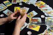 Consultanta - Cursuri Astrologie si Tarot 