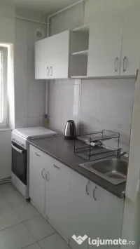 Inchiriez Garsoniera Marasti str.Fabricii de Zahar 