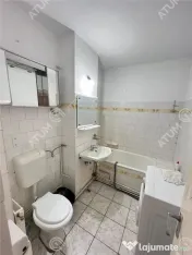 Apartament 2 camere decomandate balcon in zona Strand din Si 