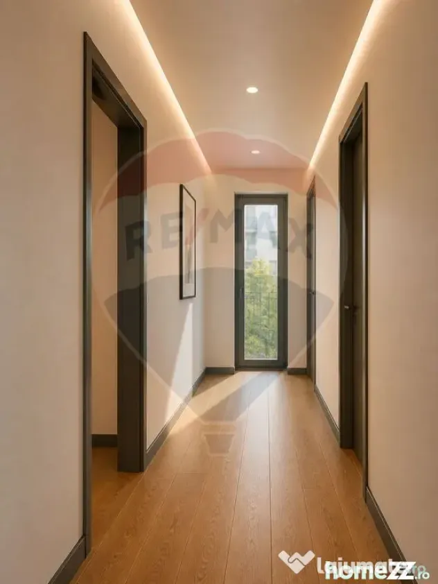 Apartament cu 3 camere de vânzare zonă semicentrală - ...
