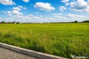 10.000mp intravilan, front la doua strazi, configuratie avan 