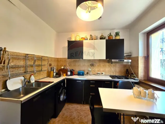 Proprietate unica, vila si 8000 mp pe malul lacului Snagov