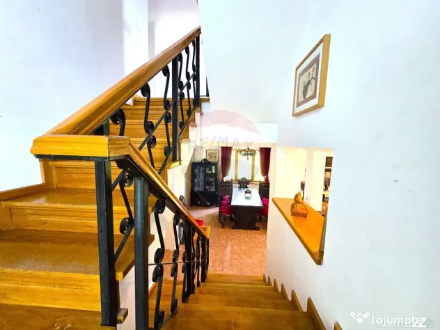 Proprietate unica, vila si 8000 mp pe malul lacului Snagov