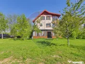 Proprietate unica, vila si 8000 mp pe malul lacului Snagov