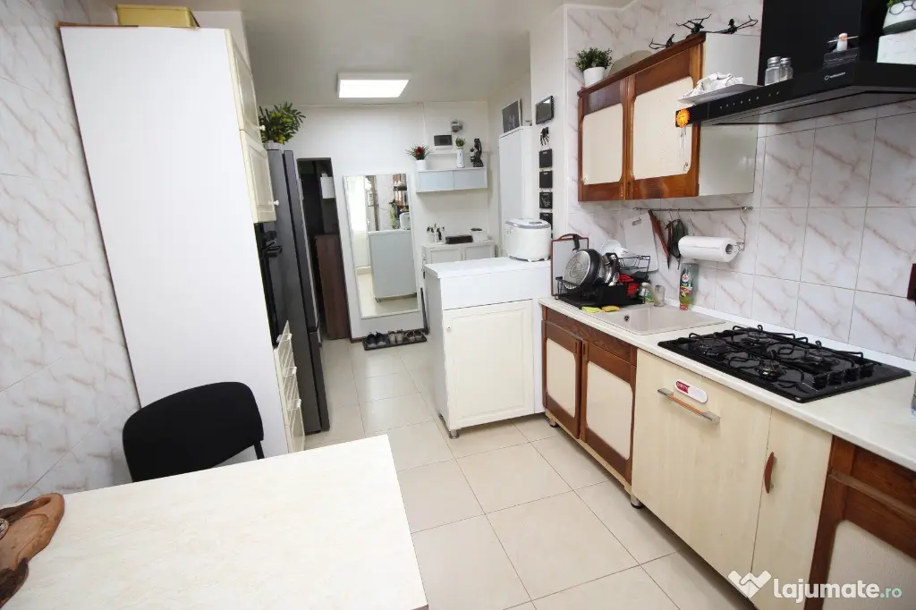 Pantelimon - Hățișului, 3 camere bloc 1982, decomandat, 2 băi