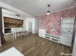 Apartament cu 3 camere 2 bai 2 locuri de parcare zona Semafo