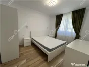Apartament cu 3 camere 2 bai 2 locuri de parcare zona Semafo 