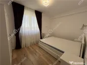 Apartament cu 3 camere 2 bai 2 locuri de parcare zona Semafo 