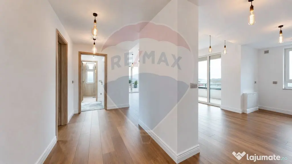 Terasa 168 mp cu Penthouse 4 camere Coresi | panoramic | ...