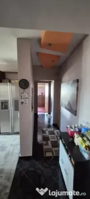 Apartament 4 camere, decomandat - zona Triaj 
