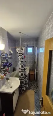 Apartament 4 camere, decomandat - zona Triaj 