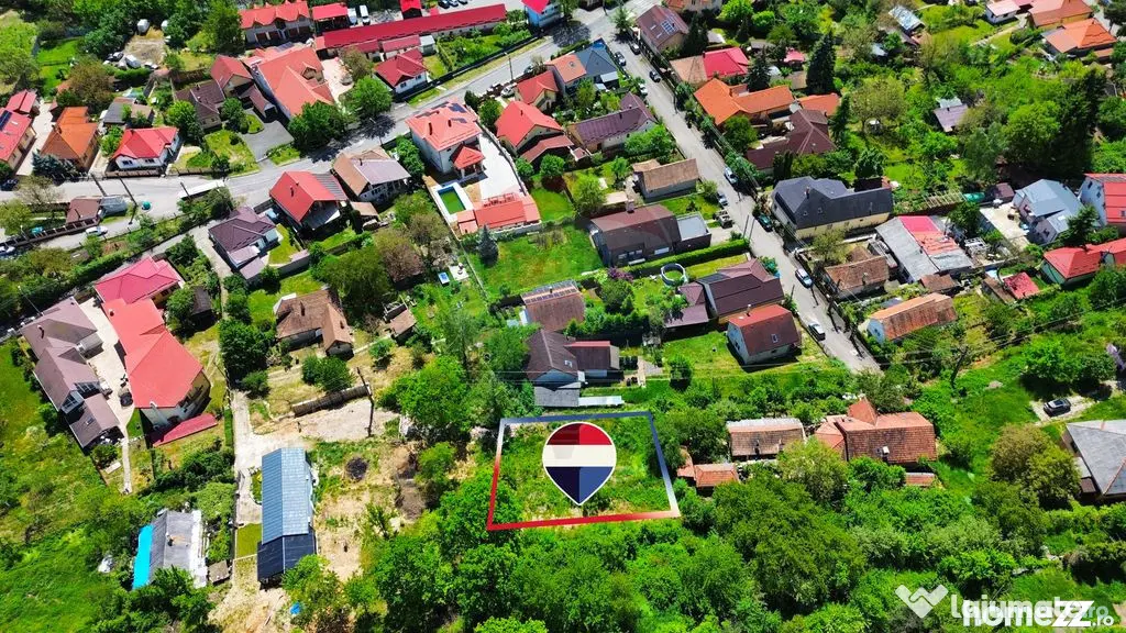 TEREN CU PRIVELISTE DEOSEBITA SPRE ORAS STRADA GRIVITEI d...