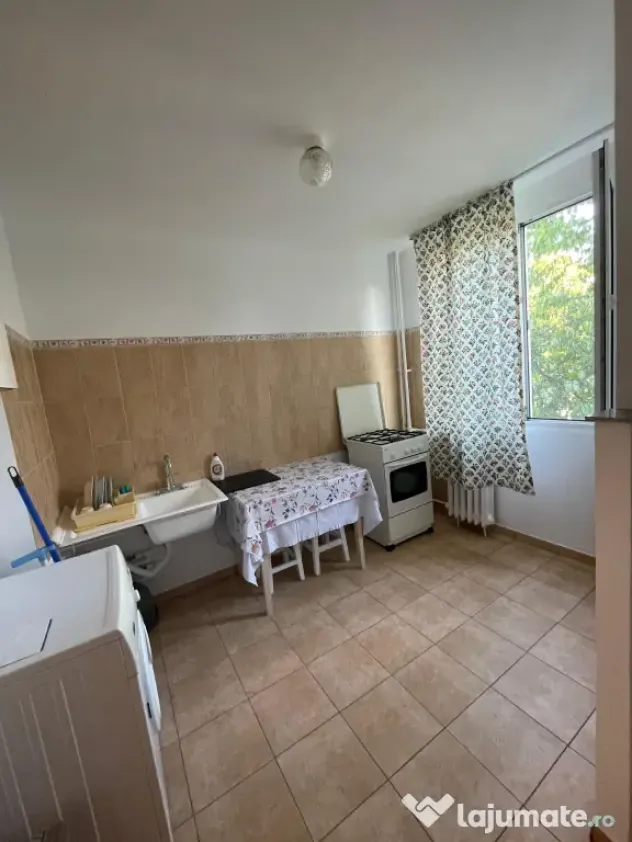 Cameră de închiriat Sector 5, zona Teiuș-Margeanului - Rahova, Bucuresti