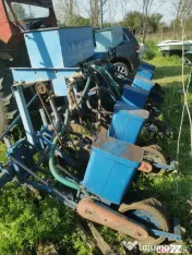 Semănătoare porumb floare 6 rânduri cu secții ingrasaminte gaspardo 