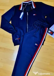 Trening Tommy Hilfiger bumbac, logo brodat, diverse mărimi, feronerie metalica