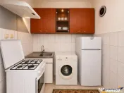 Garsoniera cocheta, baie si bucatarie proprie, parter, Tract 