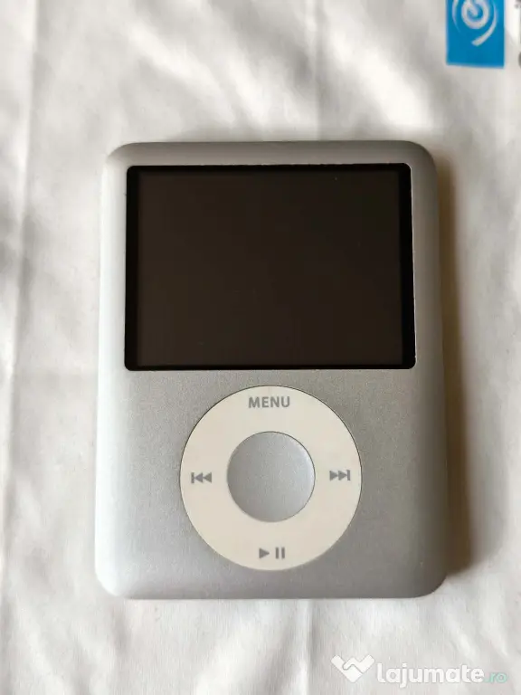 iPod Nano Generația 3 Silver 8 GB