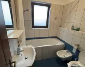 Apartament 2 camere, decomandat - zona Bartolomeu 