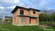 Teren 1430 cu autorizație pentru 2 case | Casă ridicat?... 