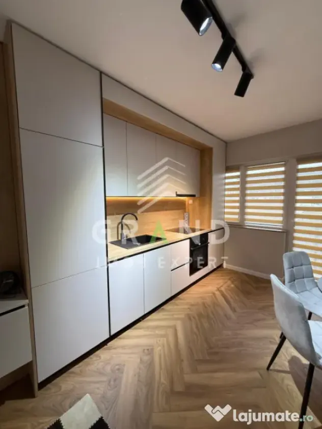 Apartament Nou | Ultrafinisat | 3 Camere | Parcare | Balcon