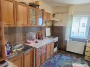 Apartament 2 camere de vanzare, 67 mp, decomandat, etaj 1, L 