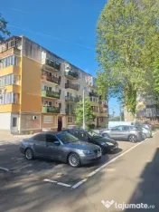 Apartament 2 camere de vanzare, 67 mp, decomandat, etaj 1, L 
