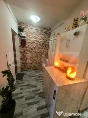 Apartament cu 2 camere, decomandate, 50 mp, zona Porii/Flore 