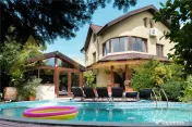 Vila 7 camere Piscina - Soseaua Oltenitei 