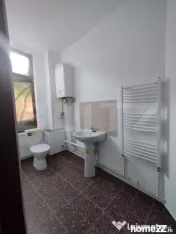 Spațiu comercial de inchiriat, modern, situat langa judecat 